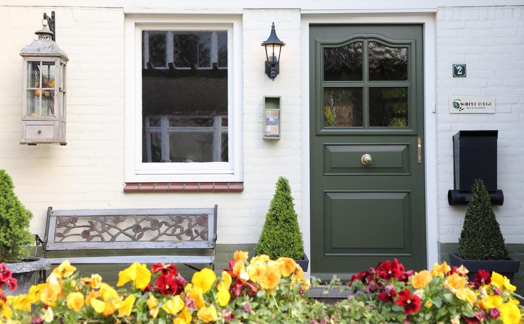 Walnut Lodge Bed & Breakfast Noorbeek Exterior photo